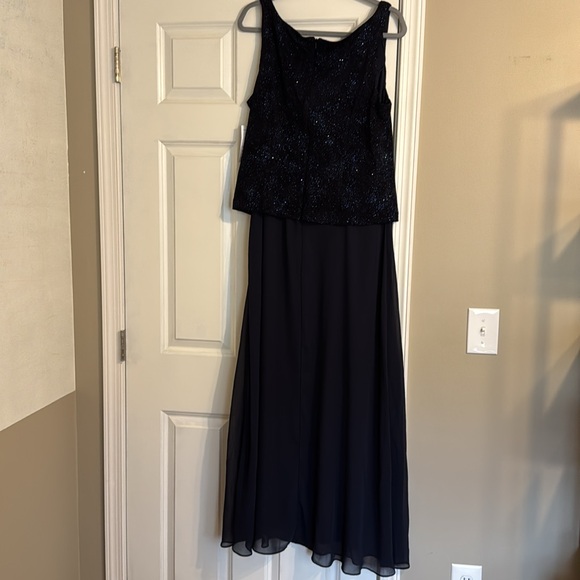 NWT- Alex Evenings Women's Plus Size Sparkle Long Dress- size 14 - Picture 8 of 9